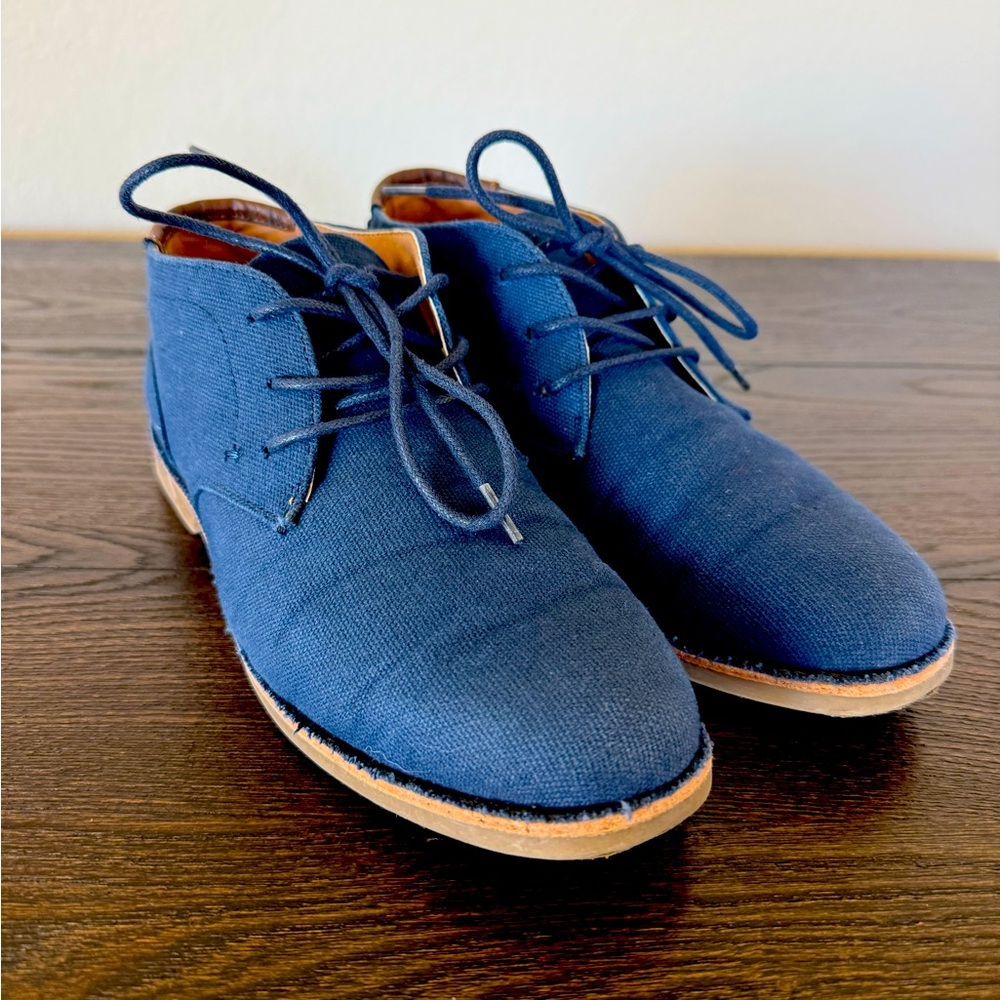 Boys dress shoes.